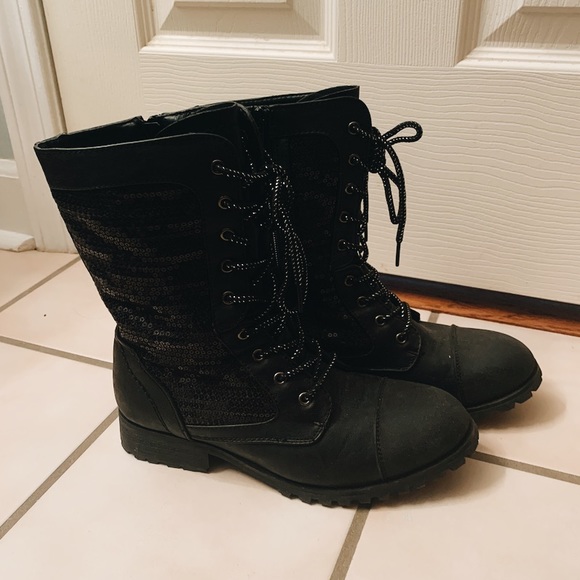 BLACK SEQUIN COMBAT BOOTS - Picture 3 of 5